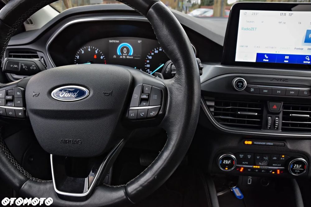 Ford Focus 1.5 EcoBoost Titanium X - 34
