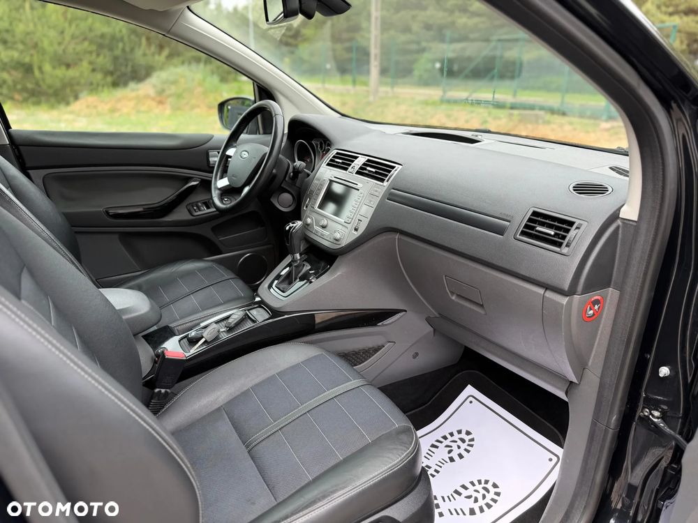 Ford Kuga 2.0 TDCi 4x4 Titanium - 21