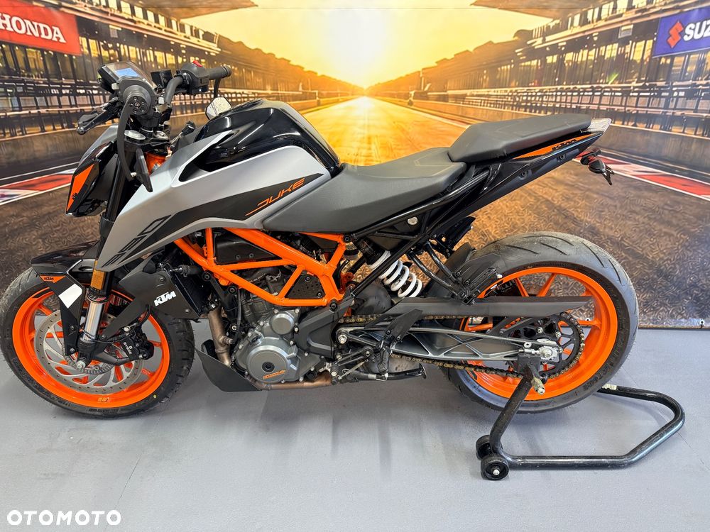 KTM Duke - 4
