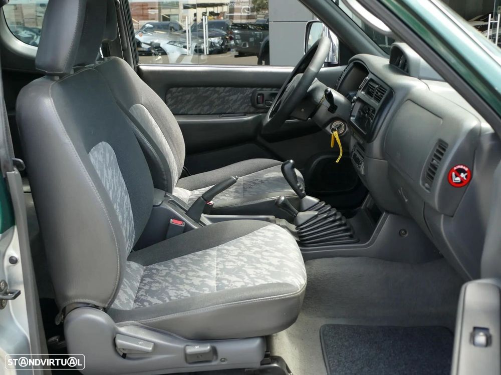 Mitsubishi L200 2.5 TD Strakar CD - 28