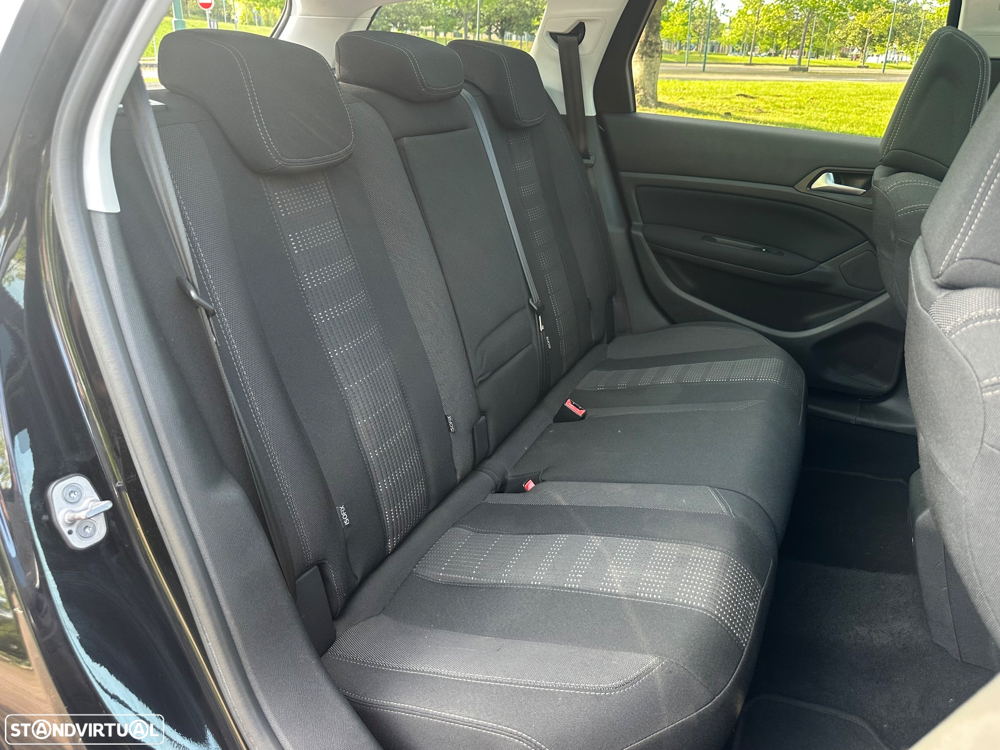 Peugeot 308 SW 1.6 e-HDi Allure J17 - 15
