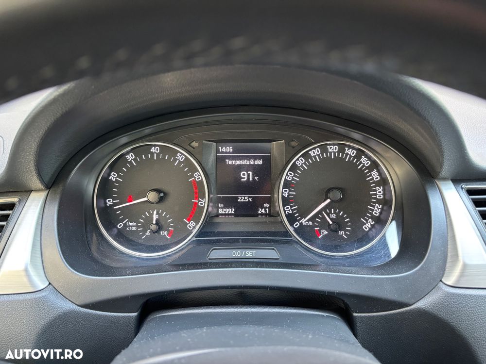 Skoda RAPID 1.2 TSI Active - 21