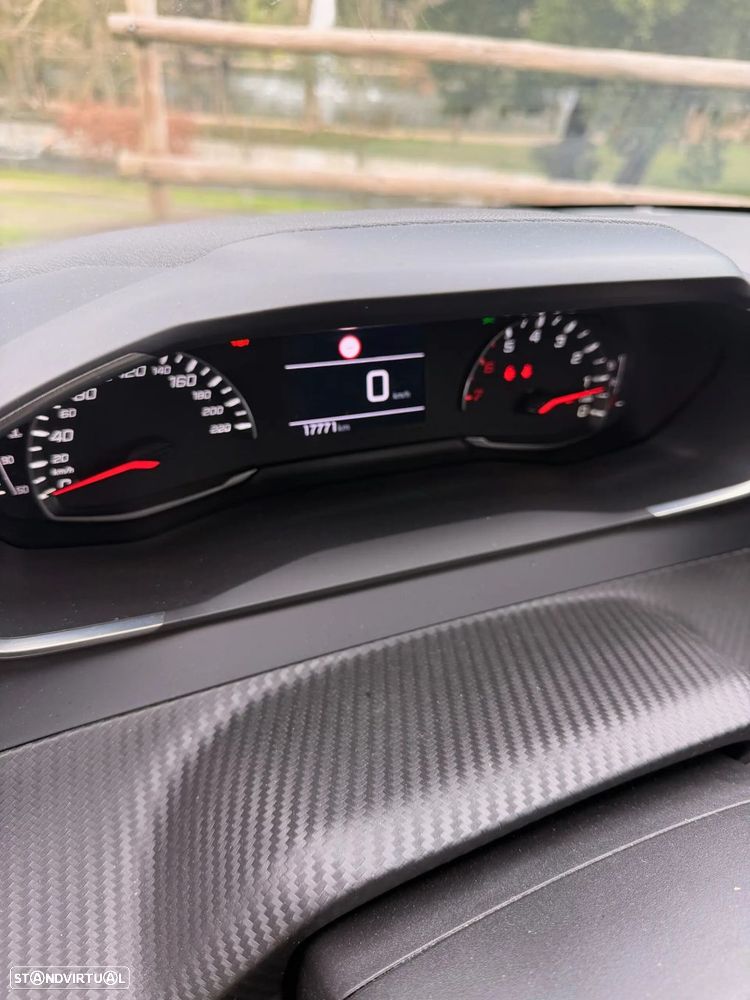 Peugeot 208 Benzin 100 Style - 16