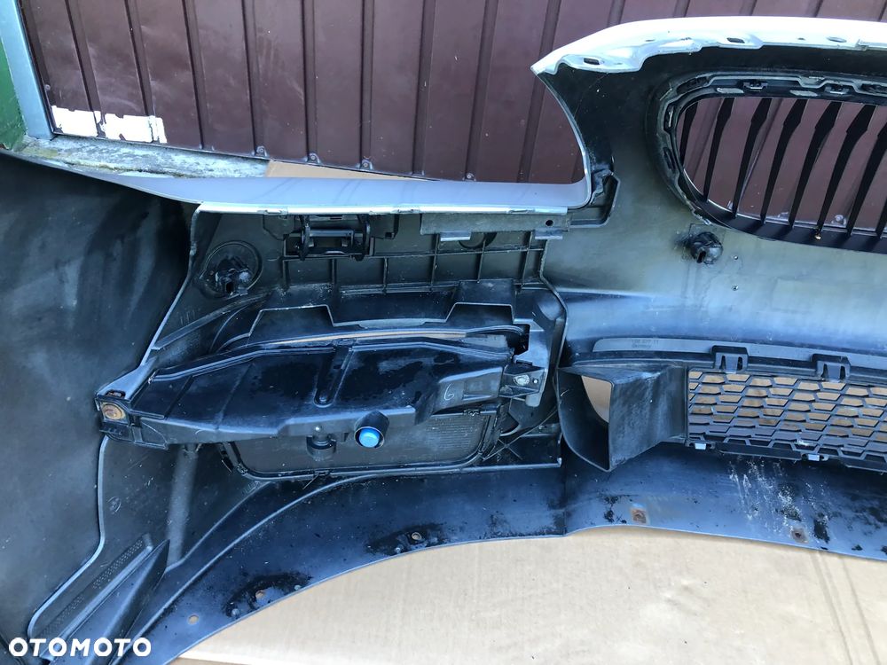 ZDERZAK PRZEDNI MPAKIET BMW F06 F12 F13 Titansilber Metallic 354 - 11
