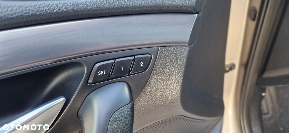 Hyundai i40 Kombi blue 1.7 CRDi DCT Premium - 15