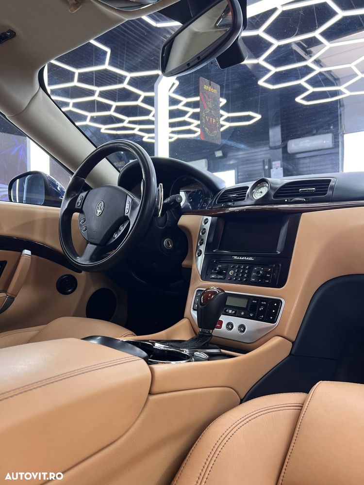 Maserati GranTurismo Standard - 7