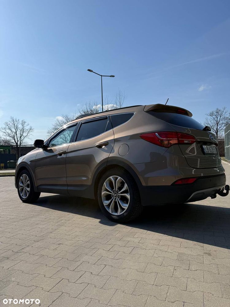 Hyundai Santa Fe - 3