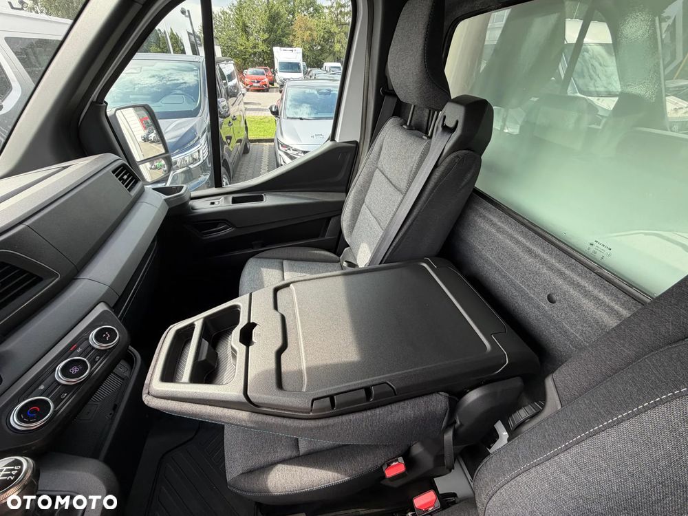 Renault Master kontener - 26