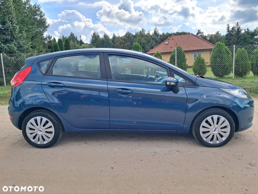 Ford Fiesta 1.25 Ambiente - 8