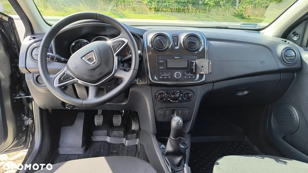 Dacia Sandero - 10