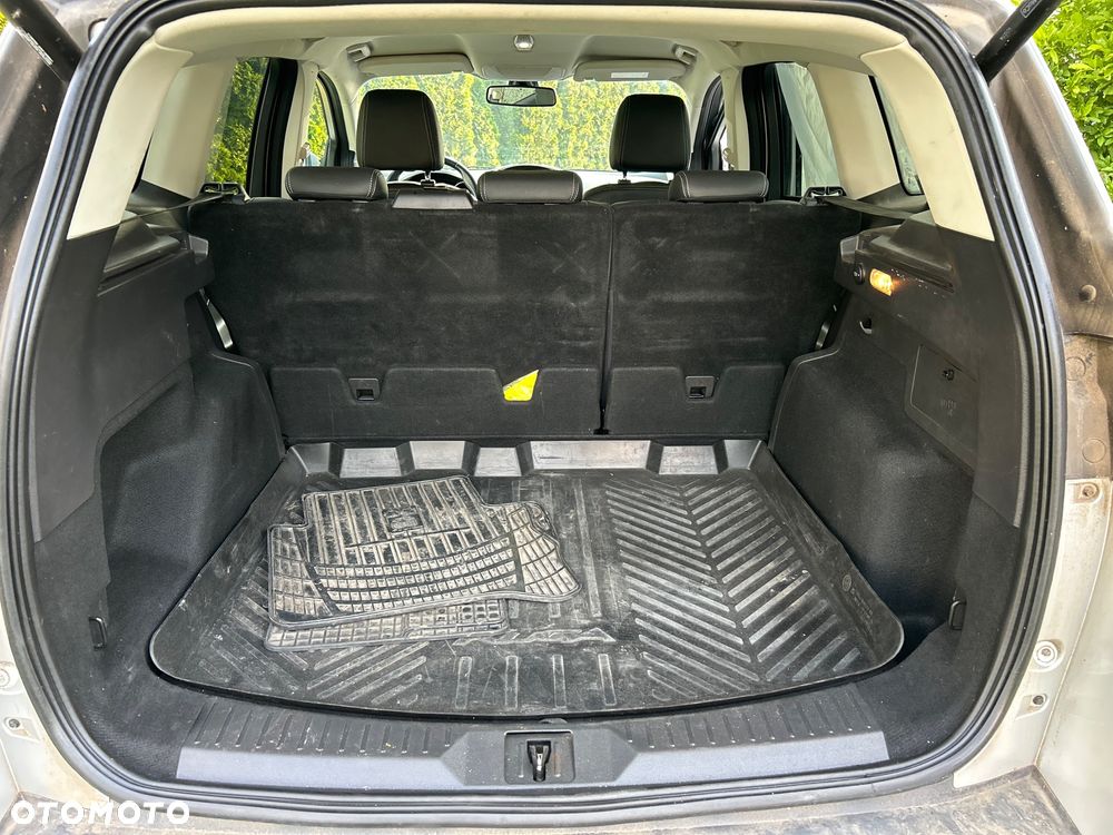 Ford Kuga 2.0 TDCi 4x4 Titanium - 15