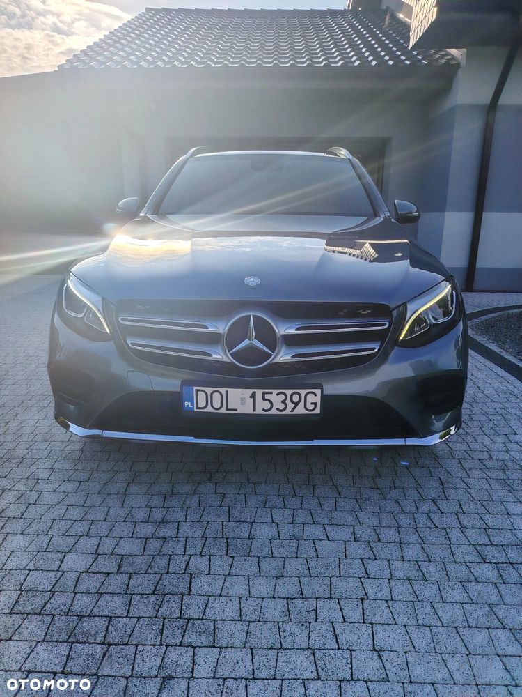 Mercedes-Benz GLC 220 d 4Matic 9G-TRONIC AMG Line - 4