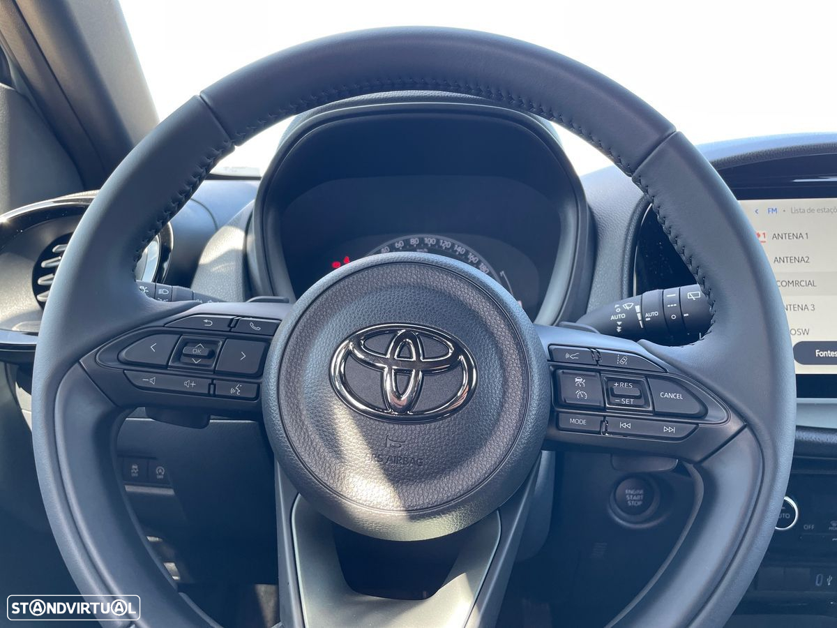 Toyota Aygo X 1.0 Envy CVT - 5