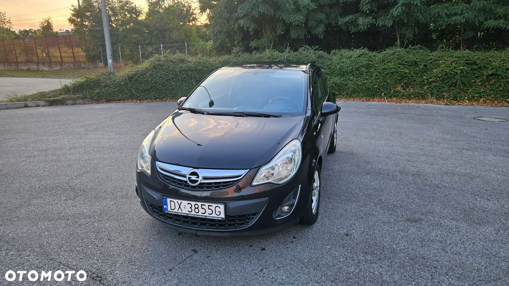Opel Corsa 1.4 16V Satellite - 4