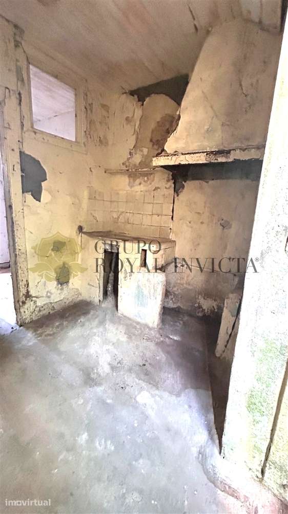 Terreno com Casa em Pedra para Reabilitação – Campanhã, Porto - Grande imagem: 4/19