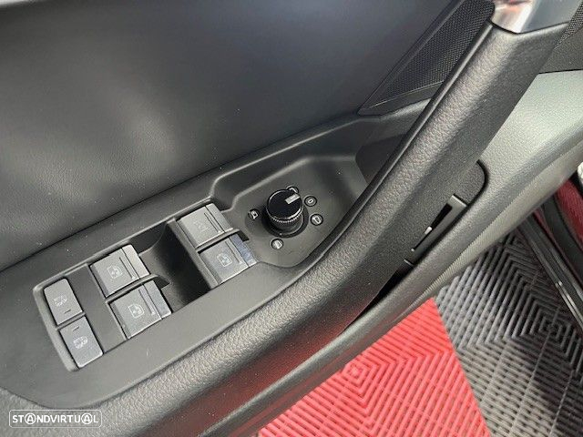 Audi A6 Avant 40 TDI Design S tronic - 23