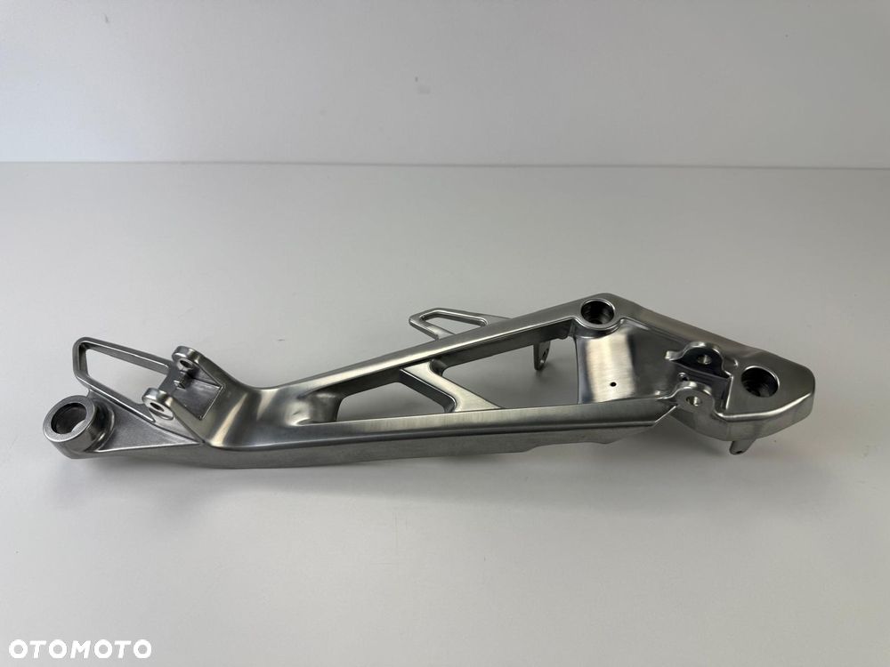 Prawy set Honda CB 1100 SC65 2010+ - 5