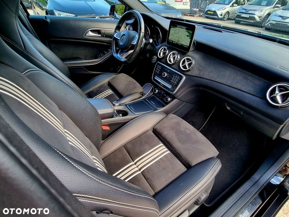 Mercedes-Benz GLA 200 7G-DCT Edition 1 - 22