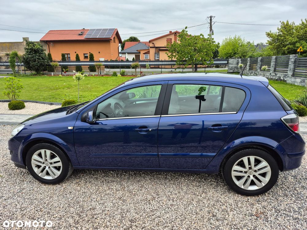Opel Astra - 9