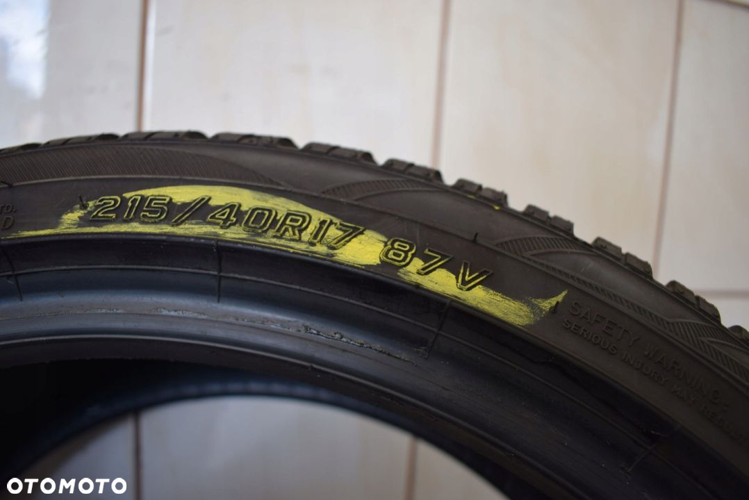 R17 215/40 87V Falken Eurowinter HS01 - 4