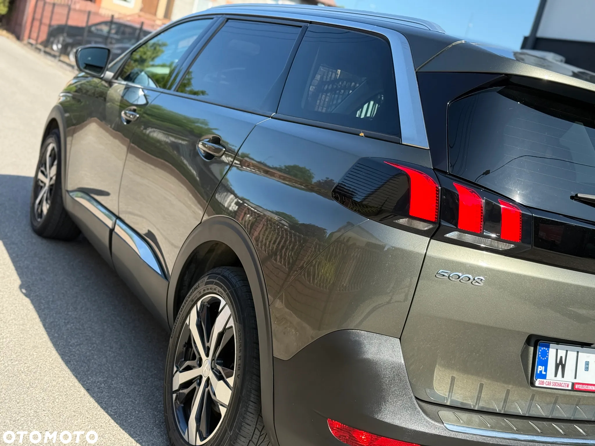 Peugeot 5008 1.5 BlueHDI Allure S&S - 40