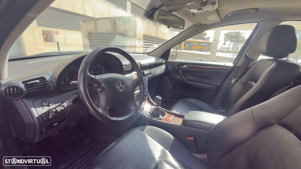 Mercedes-Benz C 220 CDi Classic - 13