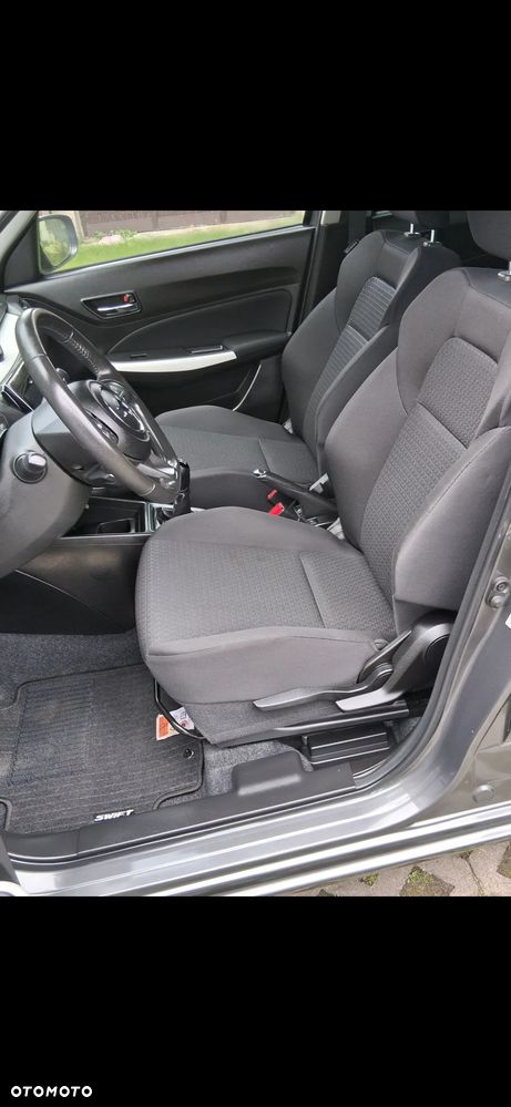Suzuki Swift - 10