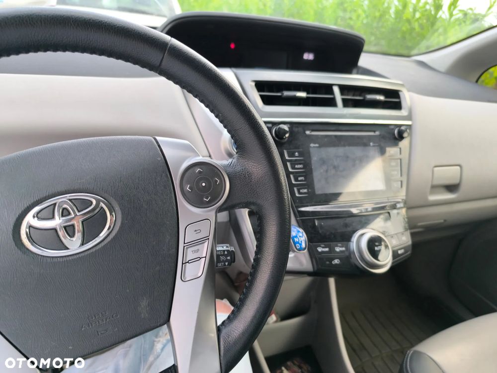 Toyota Prius 1.8 Hybrid Premium - 21