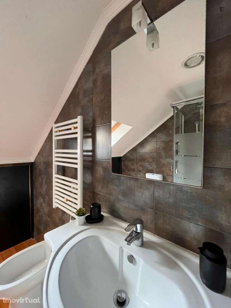 Casa com 2 quartos - localizado em Martim Moniz Lisbon - Grande imagem: 2/18