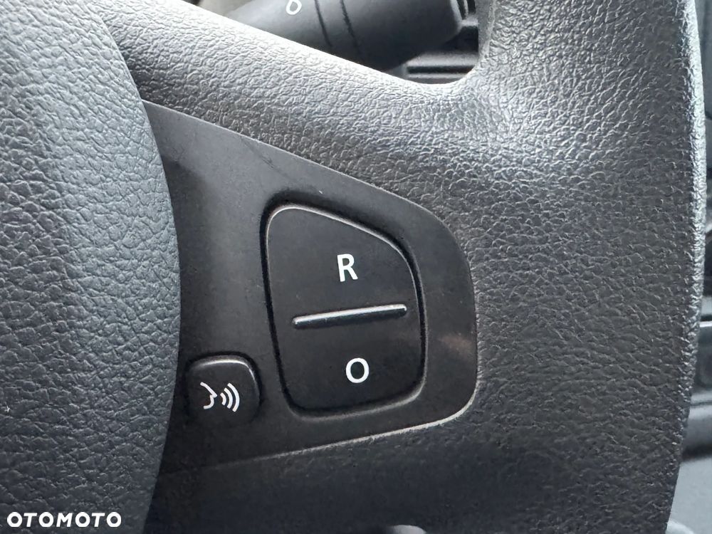 Renault TRAFIC - 16