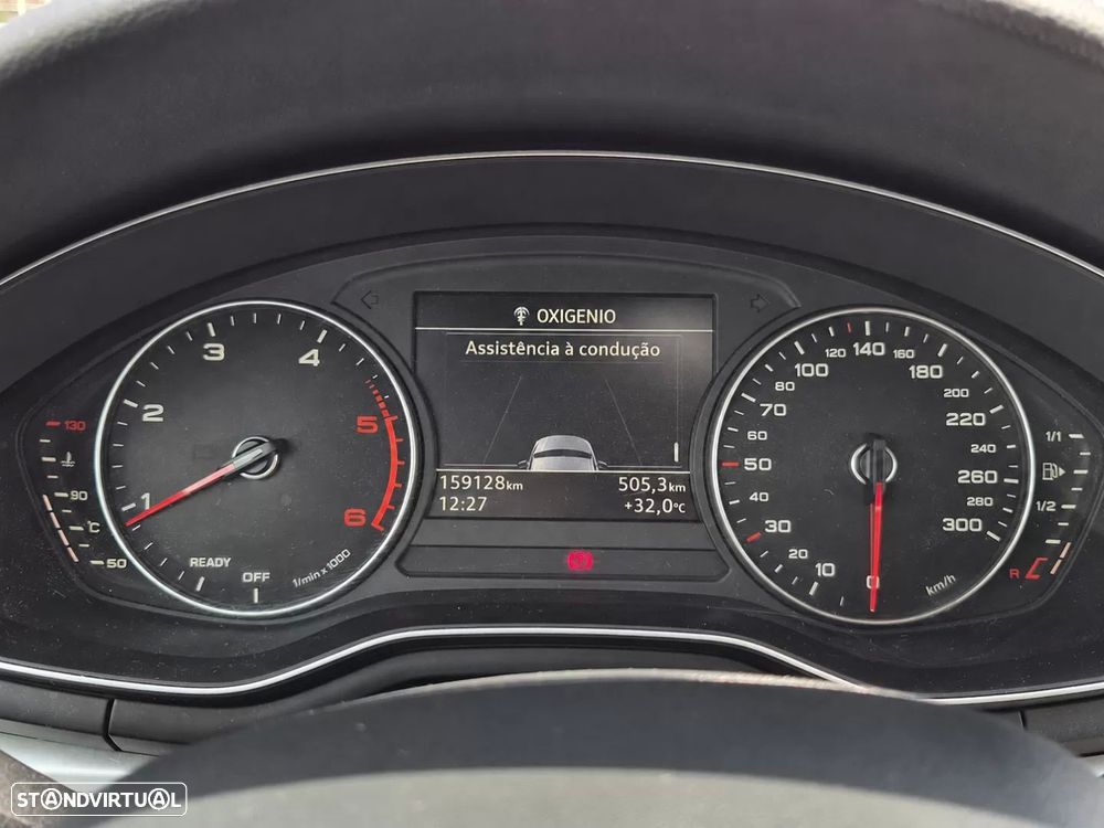 Audi A4 2.0 TDI Advance - 8