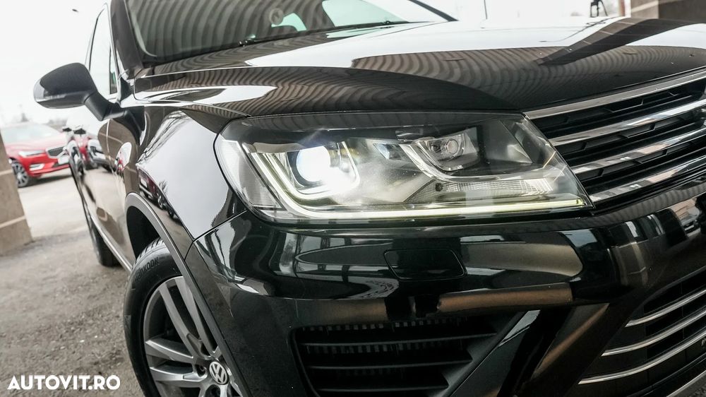 Volkswagen Touareg 3.0 V6 TDI BMT - 37