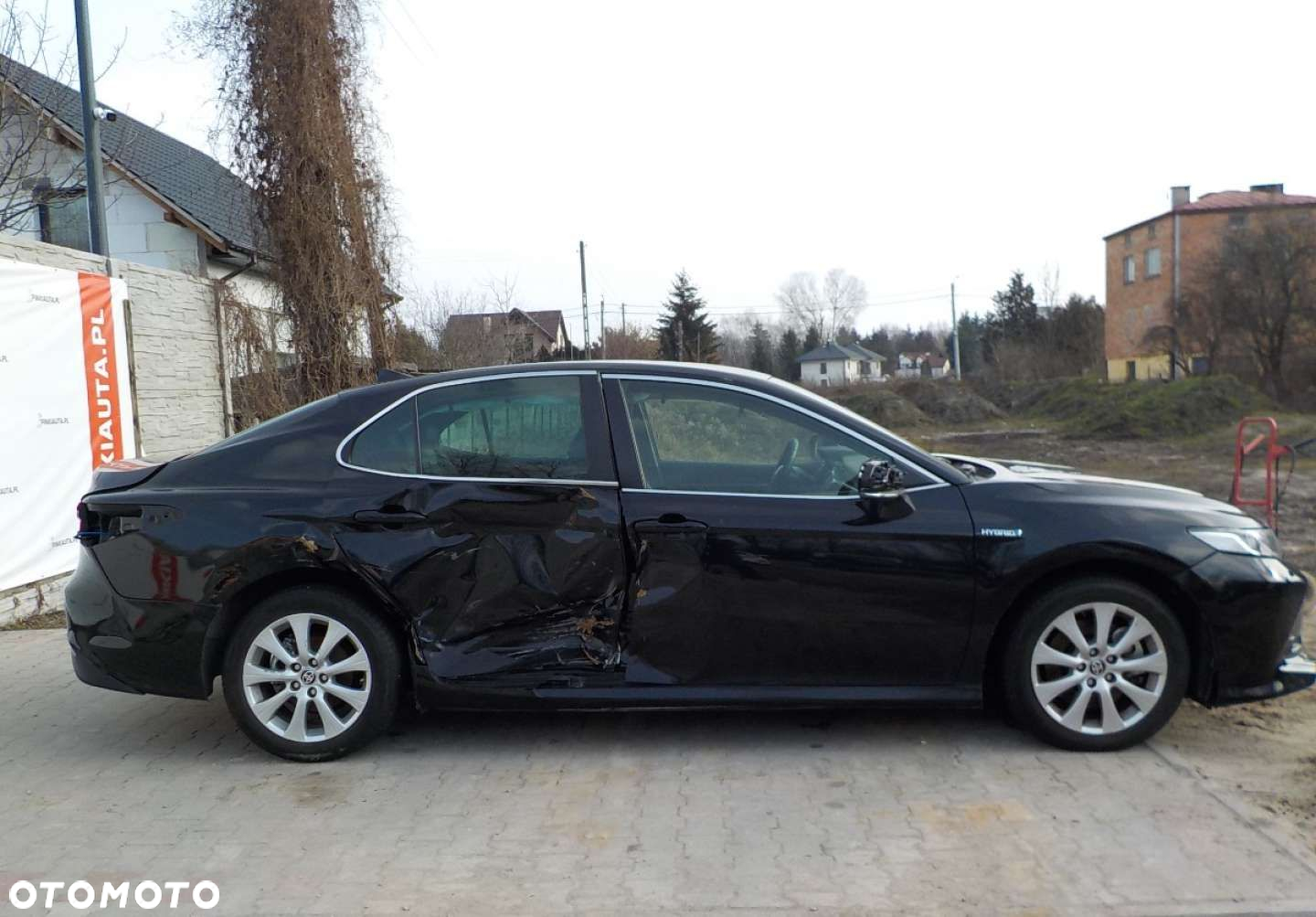 Toyota Camry - 12