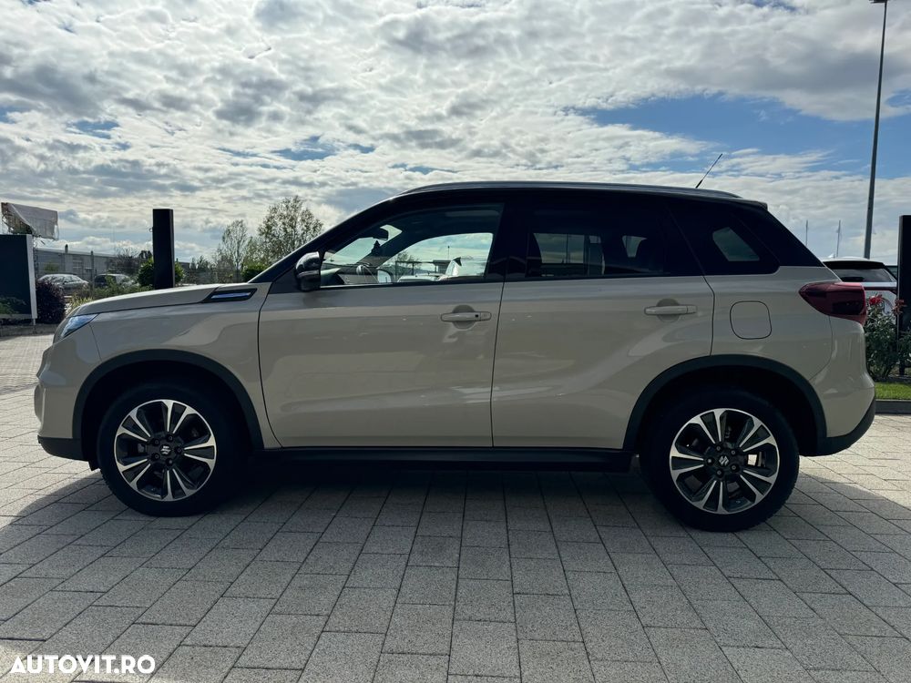 Suzuki Vitara 1.4 Boosterjet AllGrip MHEV Luxus - 4