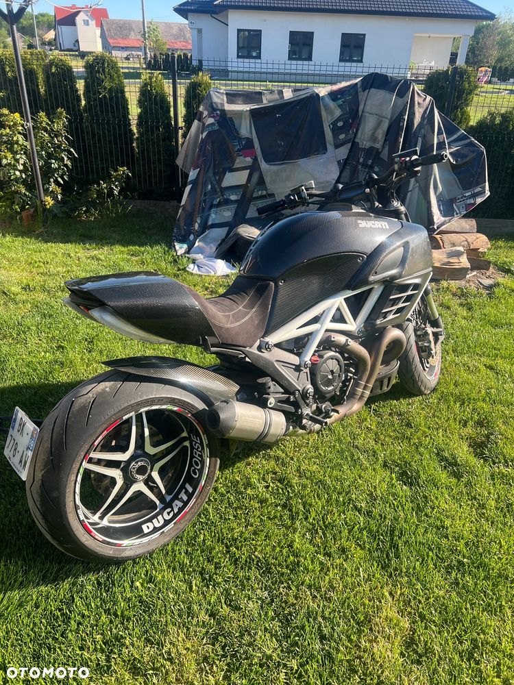 Ducati Diavel - 32