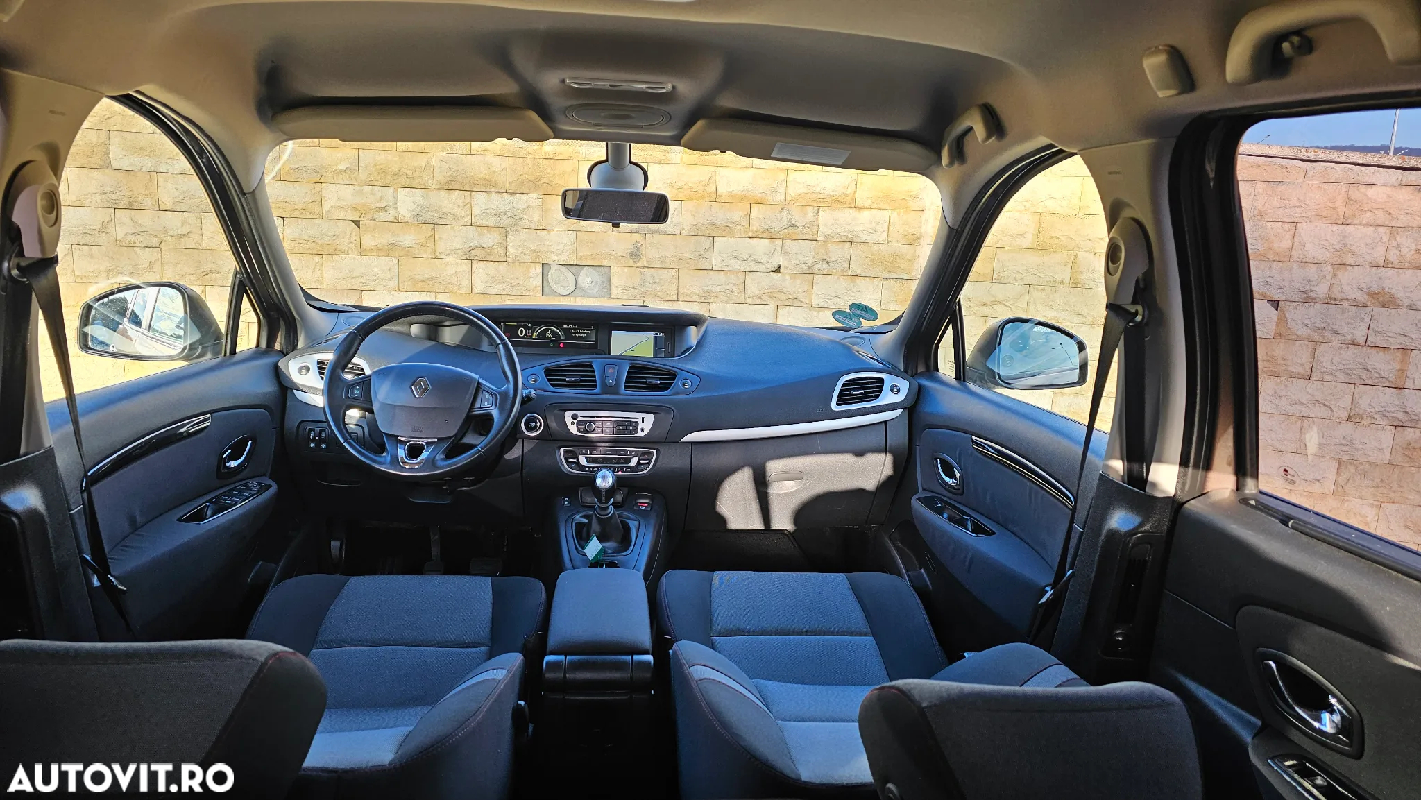 Renault Scenic ENERGY TCe 130 INITIALE PARIS - 10