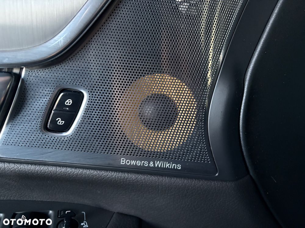 Volvo V90 Cross Country D4 AWD Geartronic Pro - 13