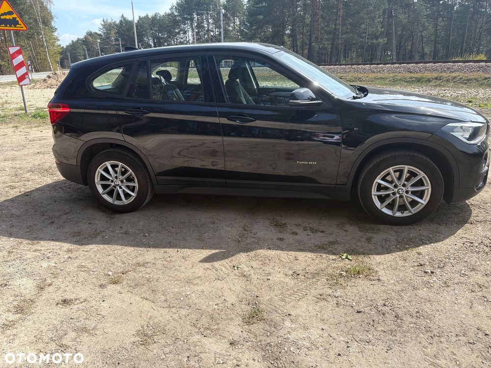 BMW X1 sDrive18i Sport Line - 5