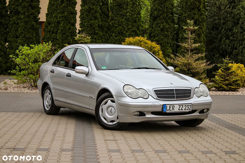 Mercedes-Benz Klasa C 180 Kompressor Automatik Classic - 13
