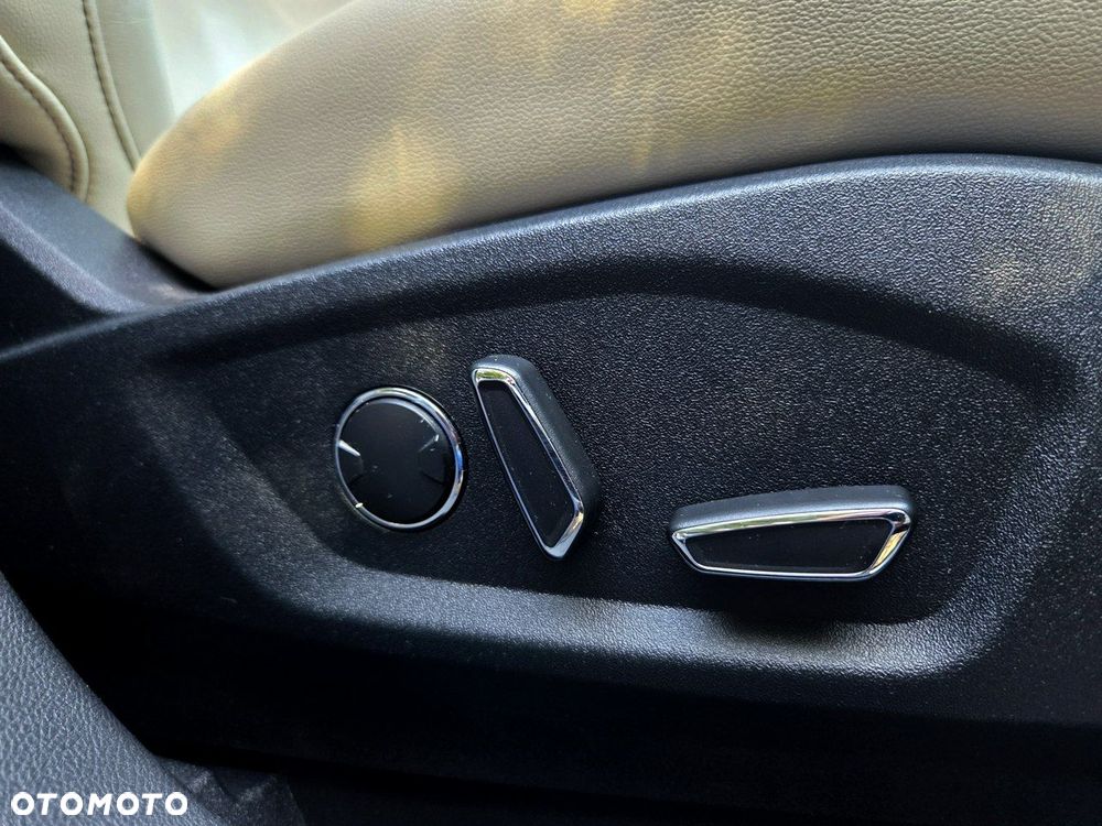 Ford Edge 2.0 TDCi Bi-Turbo 4x4 Titanium - 29