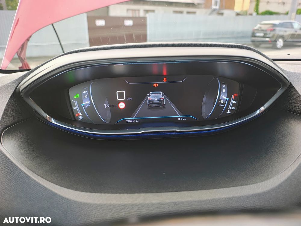 Peugeot 3008 PureTech 130 Stop & Start GPF Allure - 25