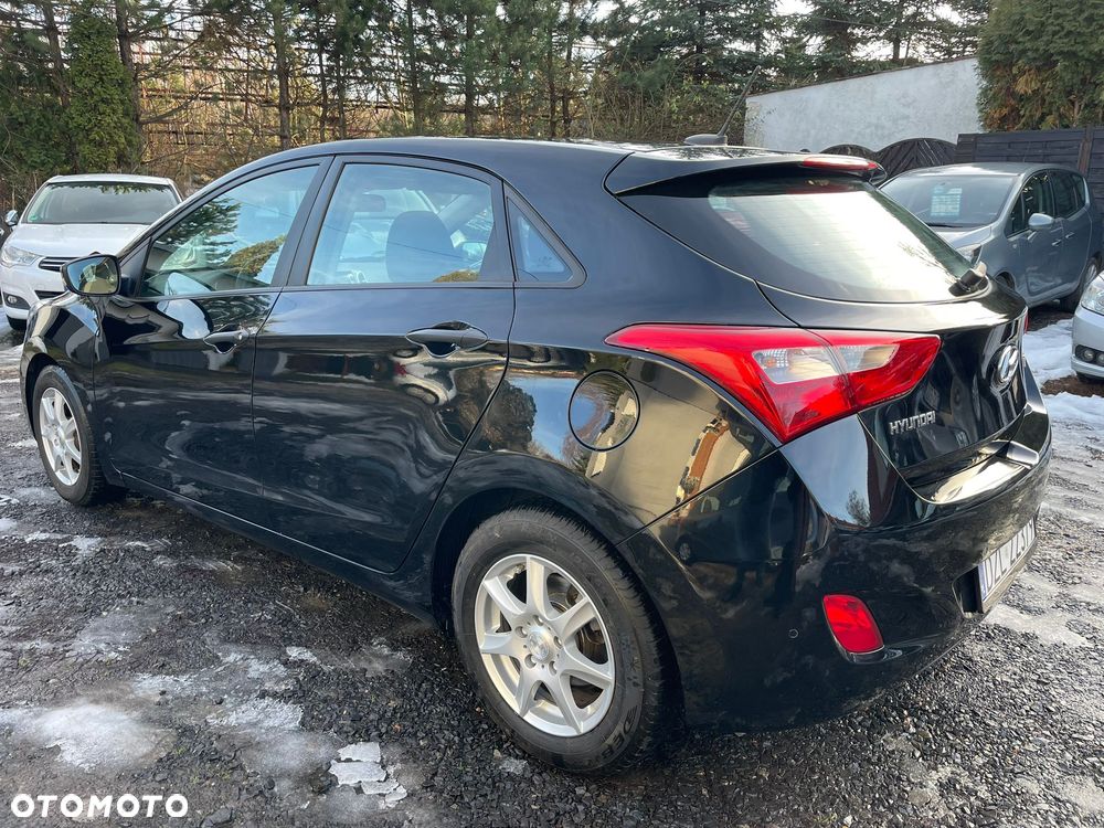 Hyundai i30 1.4 Comfort - 12