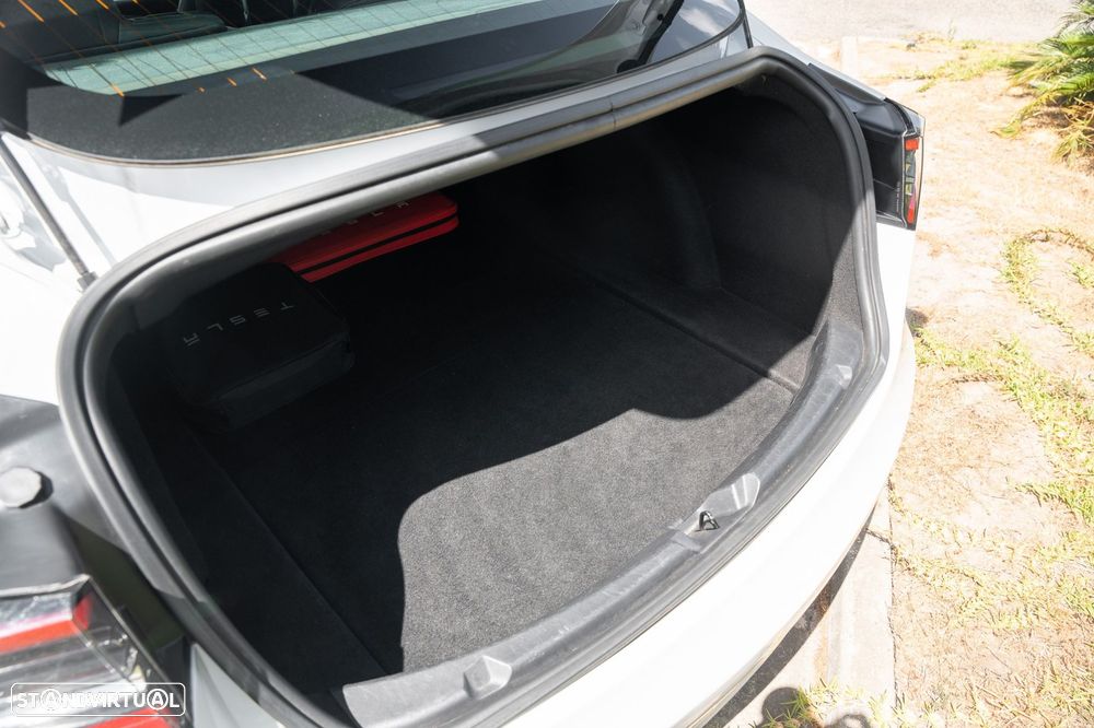 Tesla Model 3 Standard RWD Plus - 20