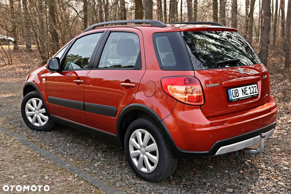 Suzuki SX4 2.0 DDiS 4x4 Style - 26