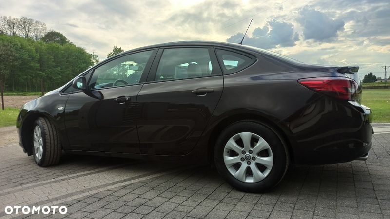 Opel Astra 1.4 T Active EU6 - 16