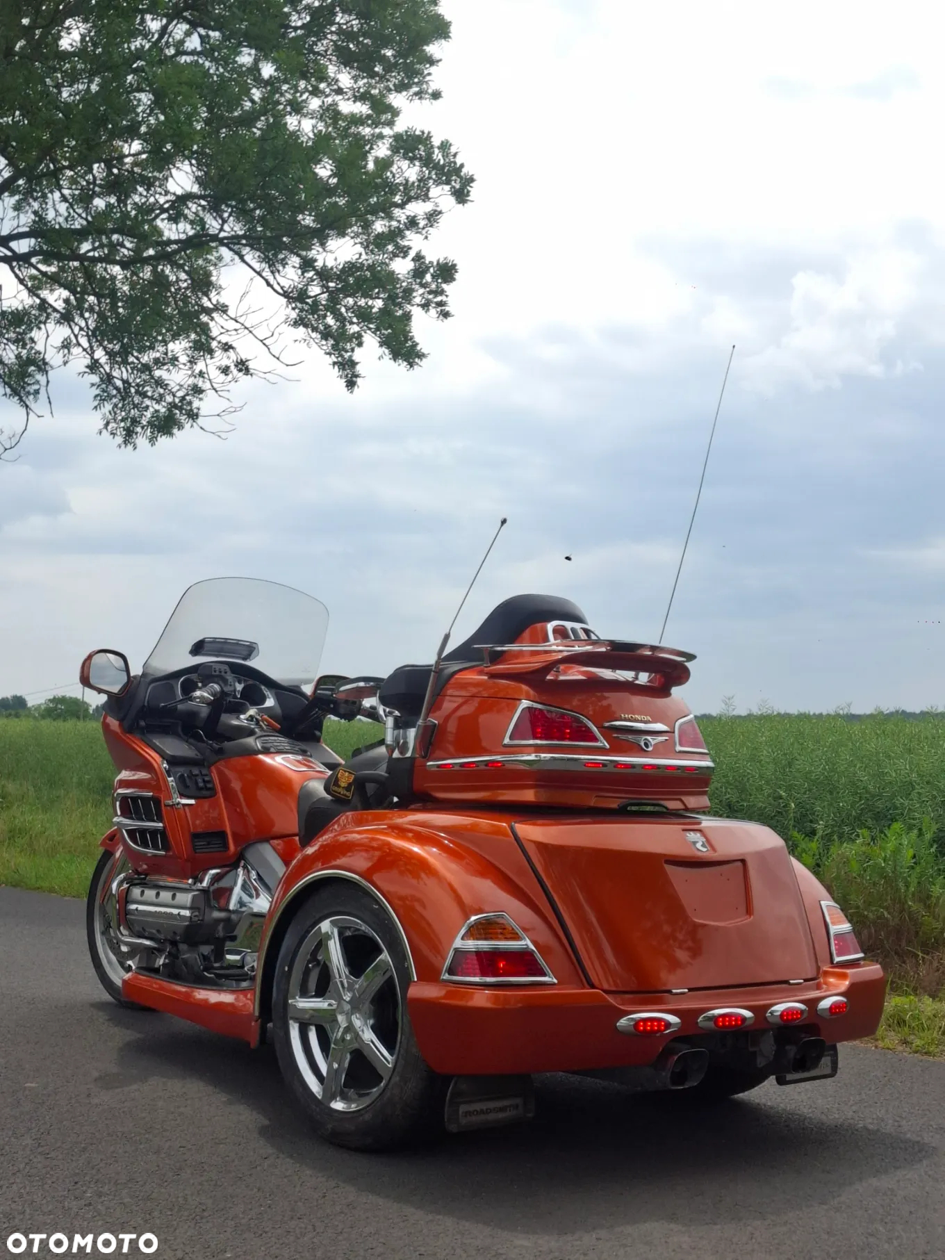 Honda GL - 9