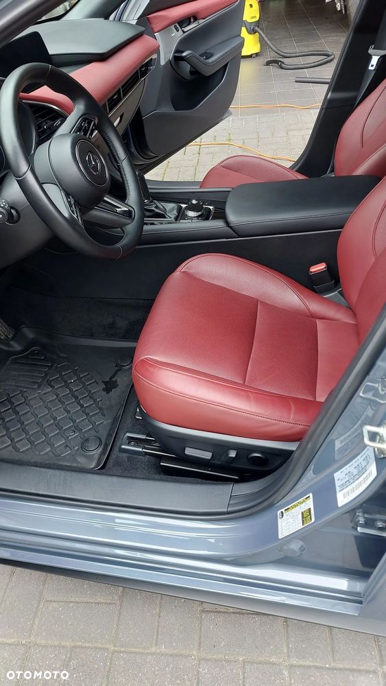 Mazda 3 - 18