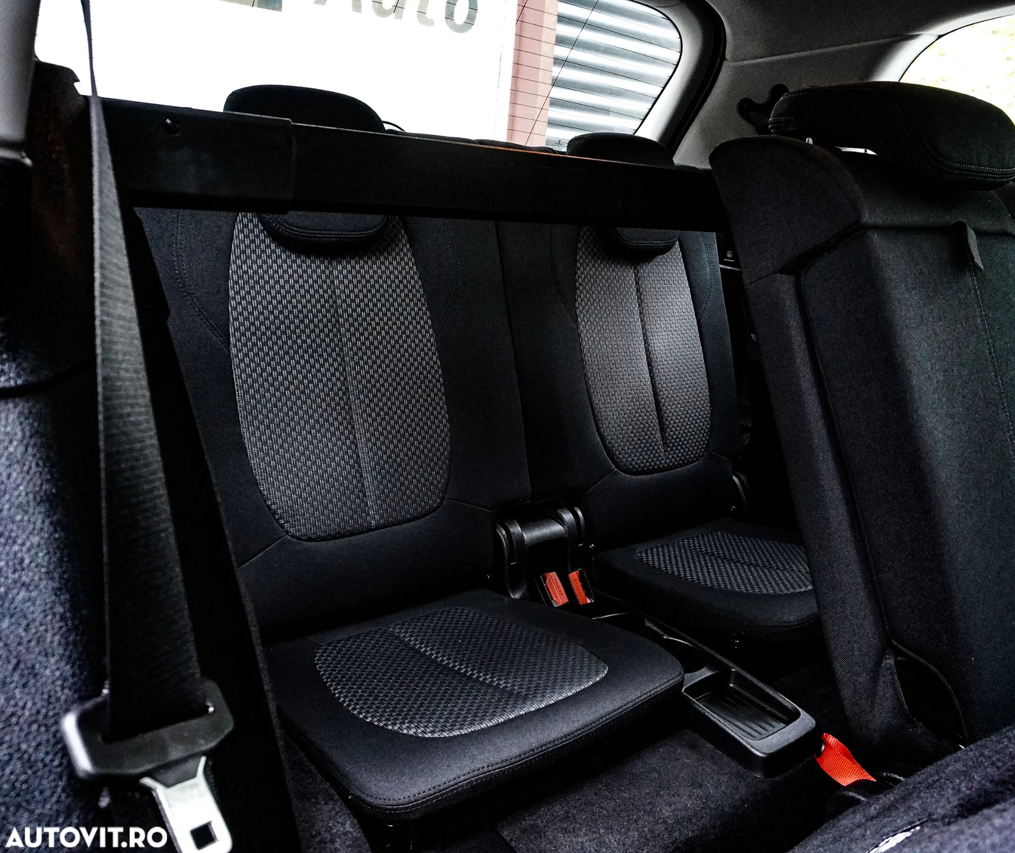 BMW Seria 2 216d Advantage - 19