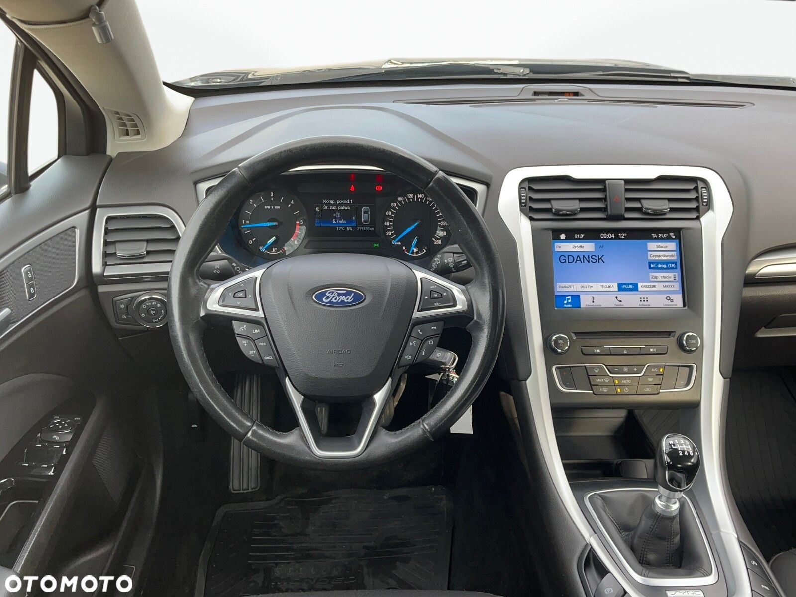 Ford Mondeo - 11