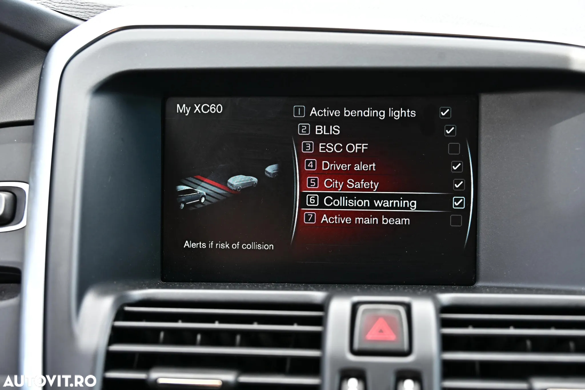 Volvo XC 60 D5 AWD Geartronic Summum - 33